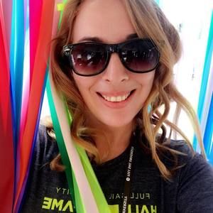 Meet your Posher, Traci